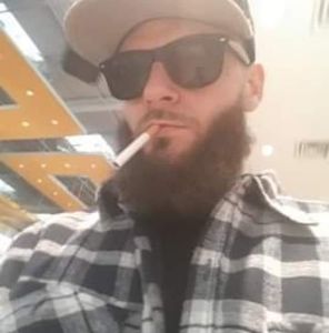 Meet your Posher, Casey